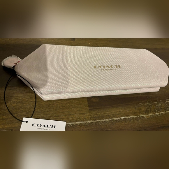 Light pink glitery Coach bag - Picture 6 of 16